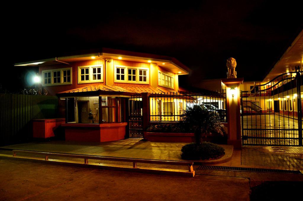 Prado Inn & Suites San José Kültér fotó