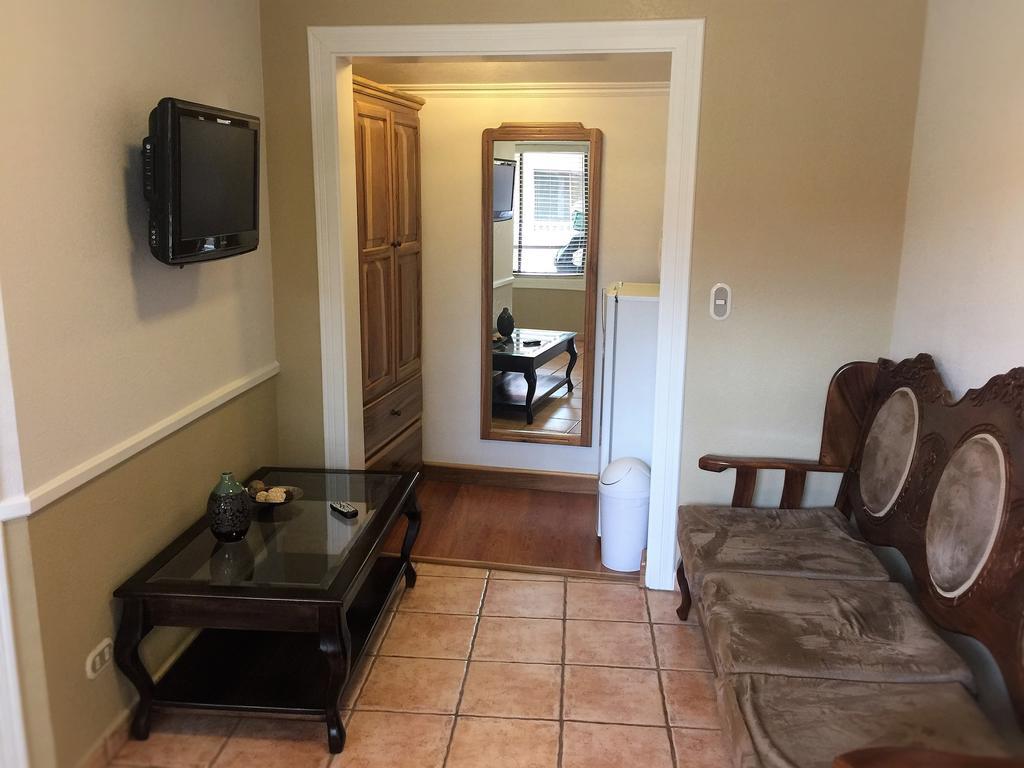 Prado Inn & Suites San José Kültér fotó